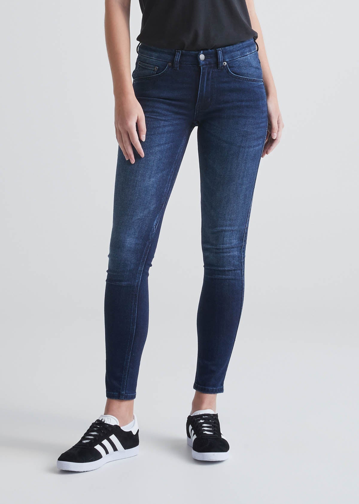 womens dark wash skinny fit stretch jeans front
